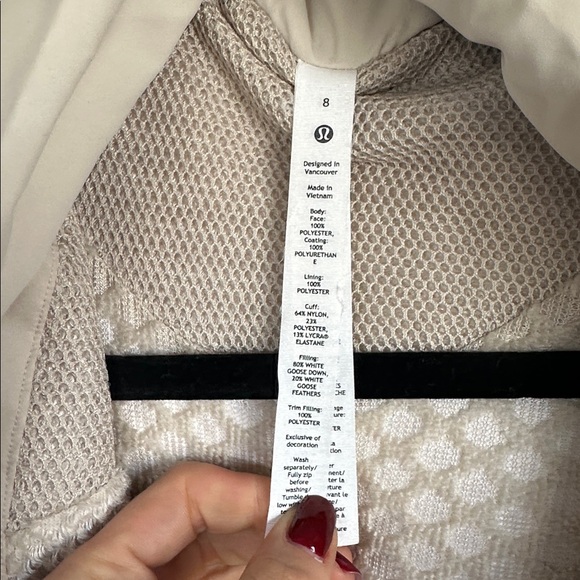 Lululemon parka - Picture 3 of 3